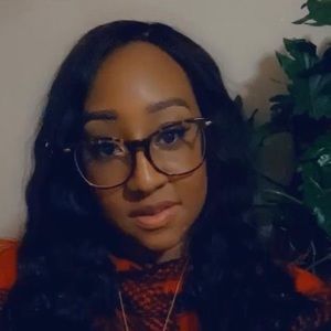 Meet your Posher, Candace